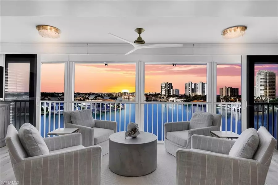 250 PARK SHORE DR #601, Naples, FL 34103