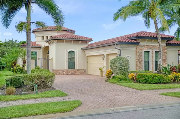 9313 Vercelli CT, Naples, FL 34113