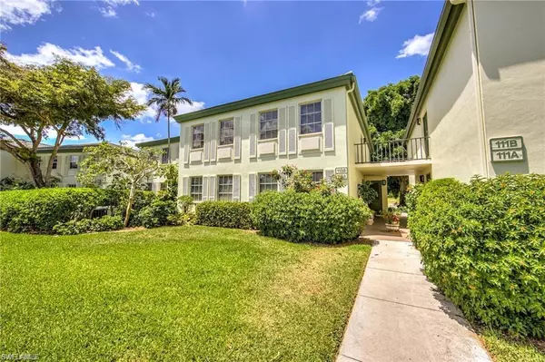 1645 Spoonbill LN #C, Naples, FL 34105