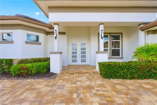Naples, FL 34114,14362 Charthouse CIR