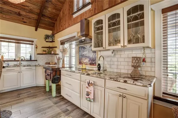 Fort Myers, FL 33908,7146 Congdon RD