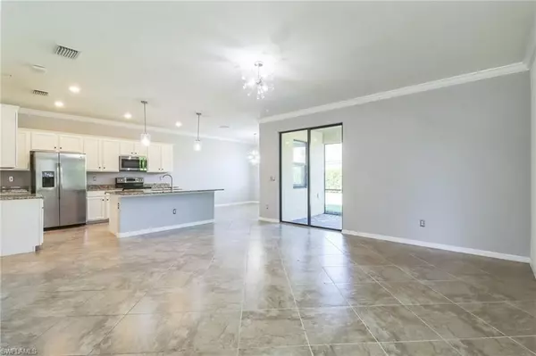 Naples, FL 34120,9227 Shadow Oak LN