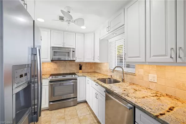 Naples, FL 34102,578 Broad AVE S #578