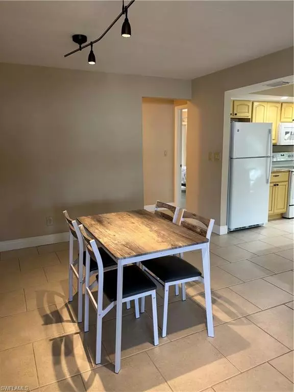 Naples, FL 34108,Address not disclosed