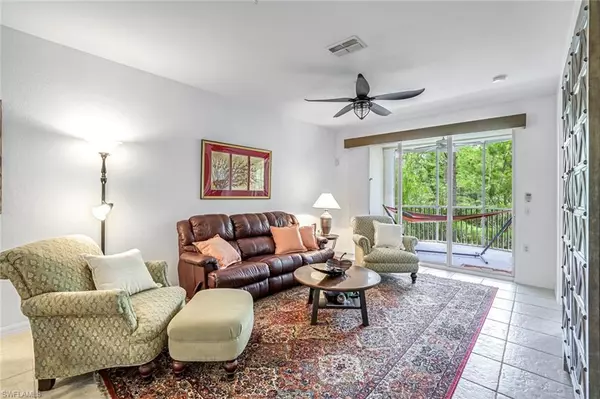 Naples, FL 34112,4843 Hampshire CT #204