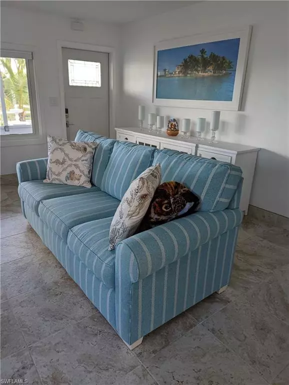 Everglades City, FL 34139,313 Copeland AVE N