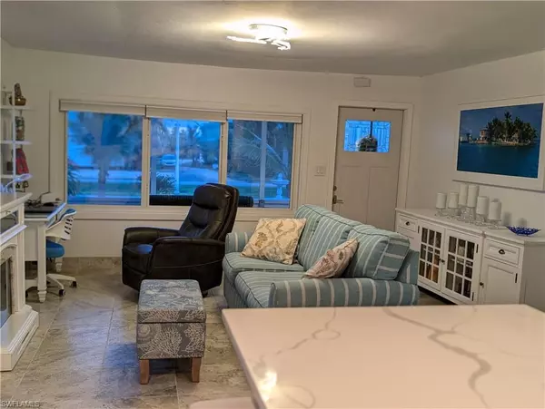 313 Copeland AVE N, Everglades City, FL 34139