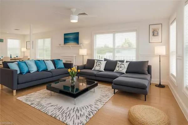 Naples, FL 34112,2662 Riverview DR