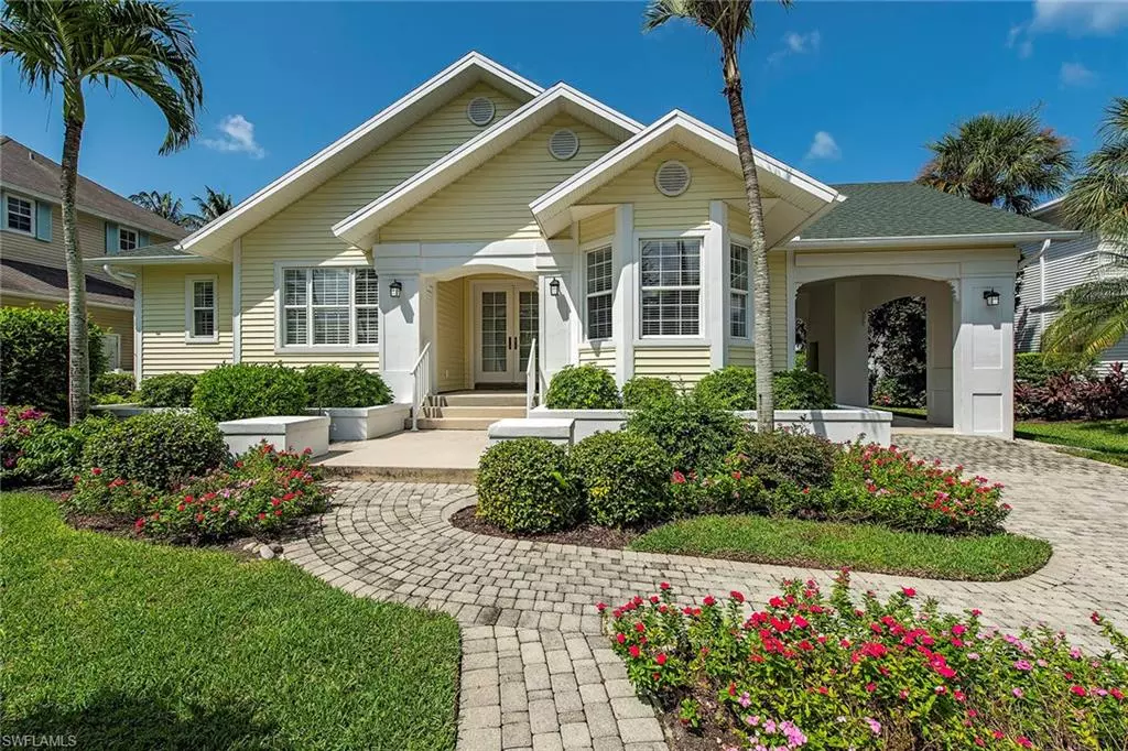 Naples, FL 34102,860 7th ST S