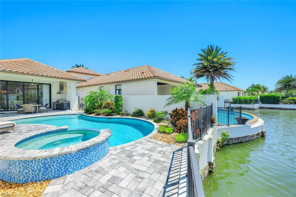 Naples, FL 34110,16484 Talis Park DR