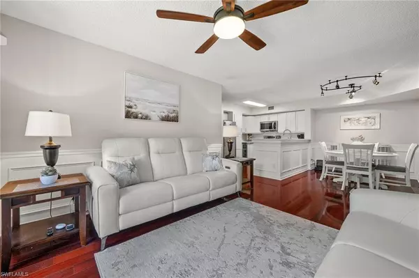Naples, FL 34104,1230 Wildwood Lakes BLVD #102