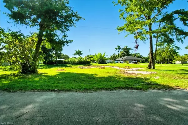 Fort Myers, FL 33905,4364 Cypress LN