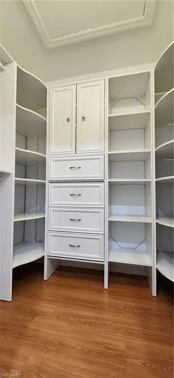 Naples, FL 34110,186 Pebble Shores DR #203