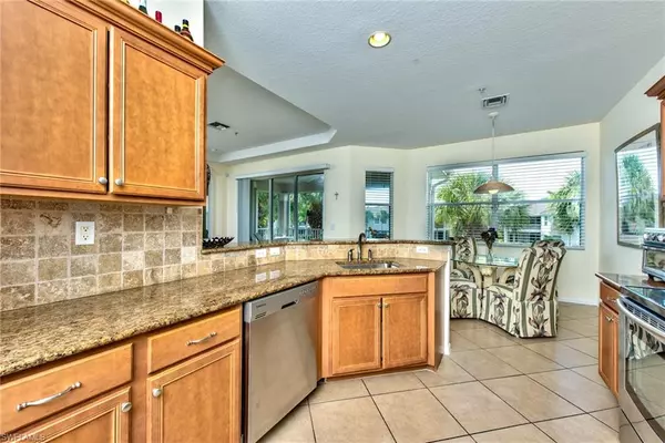 Naples, FL 34105,12859 Carrington CIR #3-202