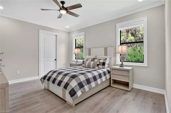 Naples, FL 34117,443 Weber BLVD S
