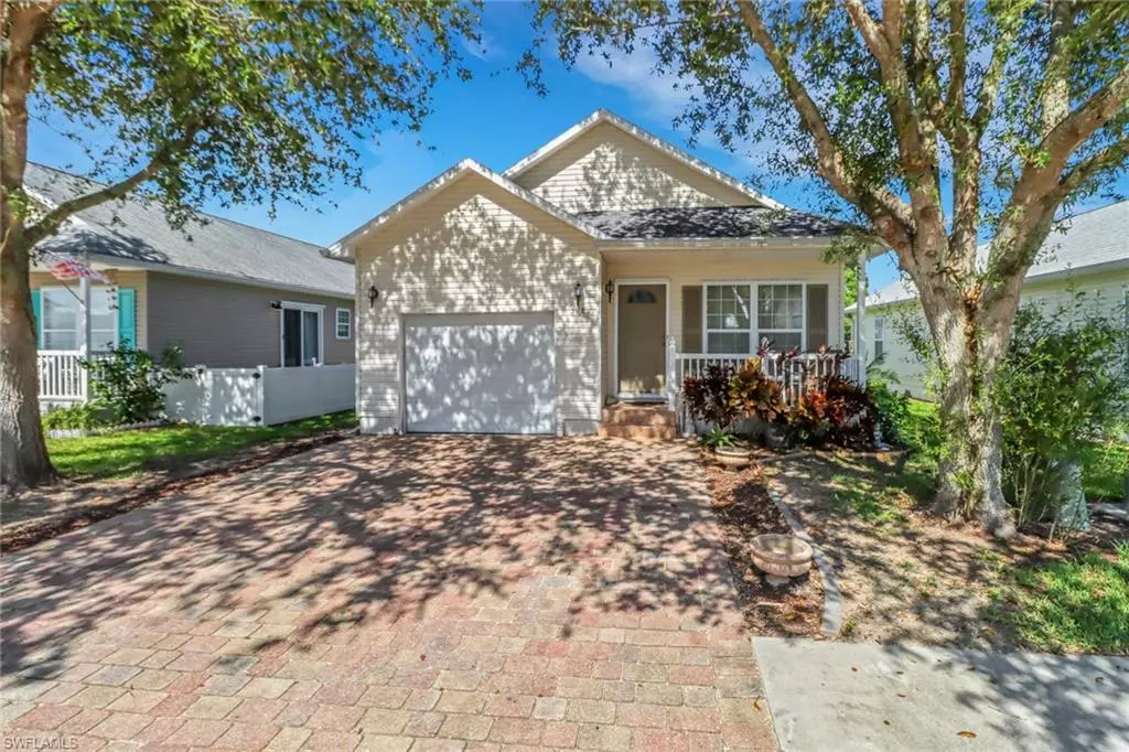 Naples, FL 34104,398 Leawood CIR