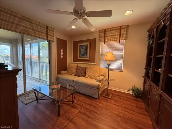 Naples, FL 34119,6580 Huntington Lakes CIR #202