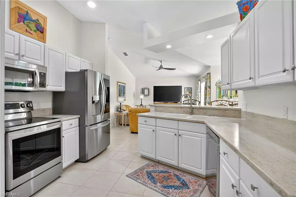 Marco Island, FL 34145,5 Tahiti RD