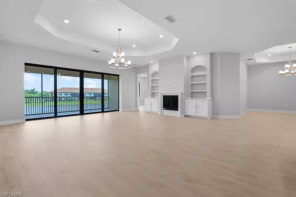 Naples, FL 34114,15315 Lucerna ST #202