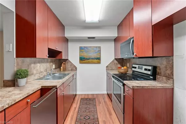 Fort Myers, FL 33901,2828 Jackson ST #M5