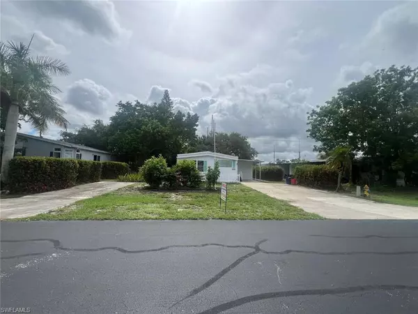 Bonita Springs, FL 34135,27387 Duvernay DR