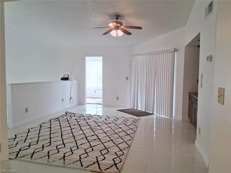 108 Santa Clara DR #11, Naples, FL 34104