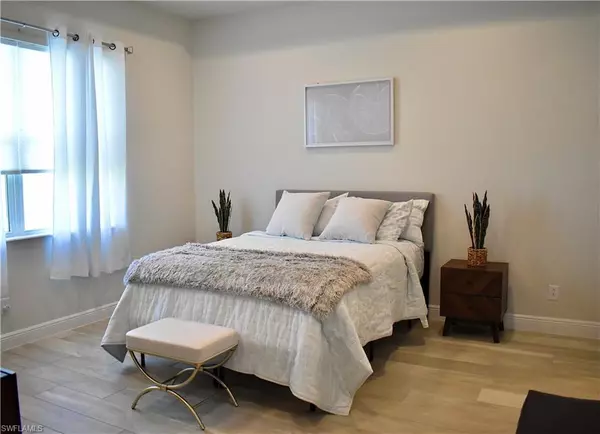 Naples, FL 34114,9175 Cayman DR