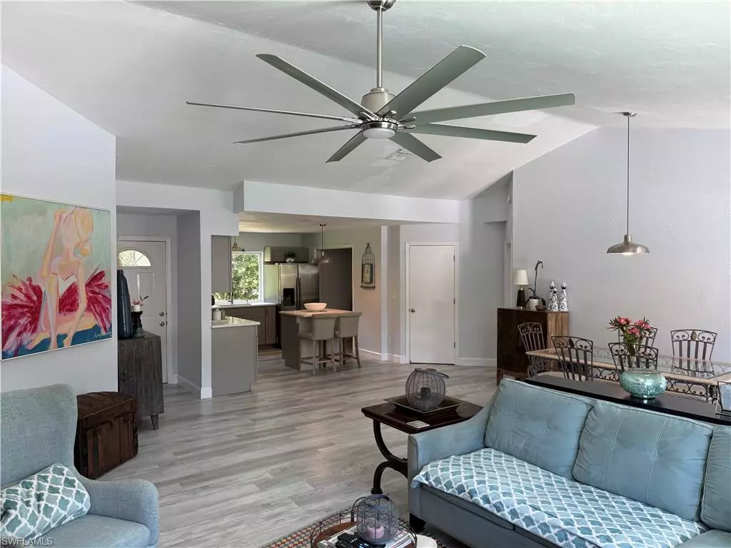 Naples, FL 34117,310 14th ST SE