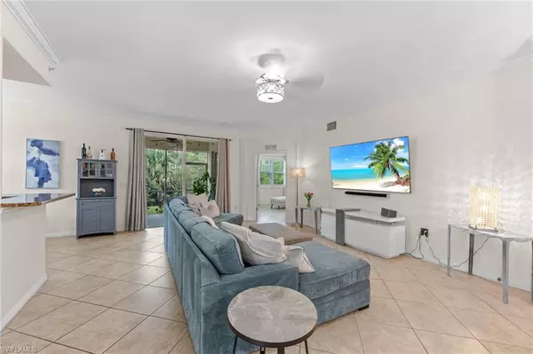Naples, FL 34104,7882 Clemson ST #101