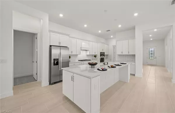 North Fort Myers, FL 33917,6980 Chapel Creek LN