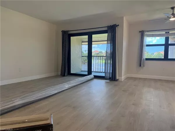 Naples, FL 34114,1530 Mainsail DR #11