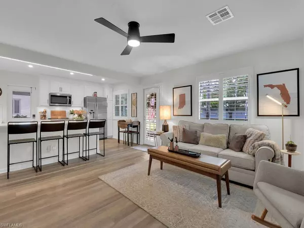 Naples, FL 34102,619 10th ST N
