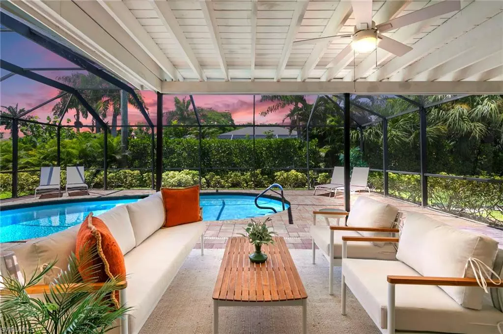 Naples, FL 34110,159 Coral Vine DR