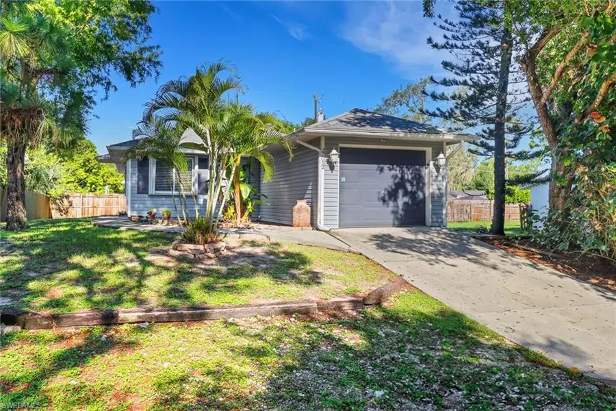 27052 S Riverside DR, Bonita Springs, FL 34135