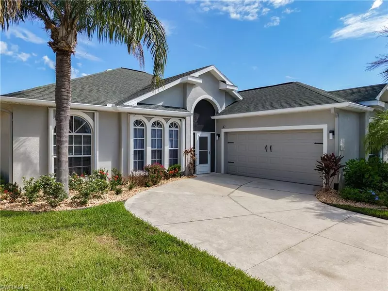 9346 Palm Island CIR, North Fort Myers, FL 33903