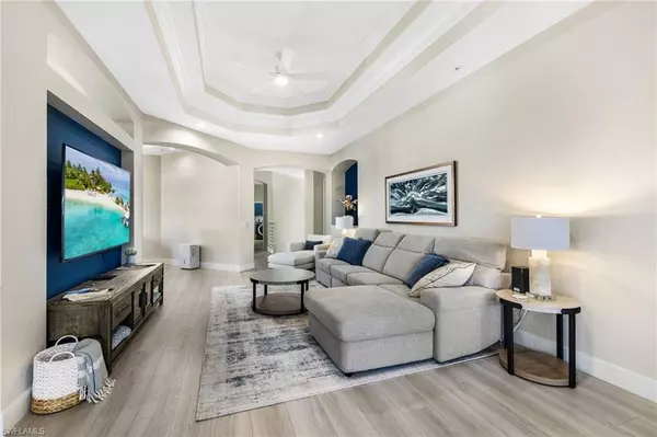 Miromar Lakes, FL 33913,10090 Valiant CT #202