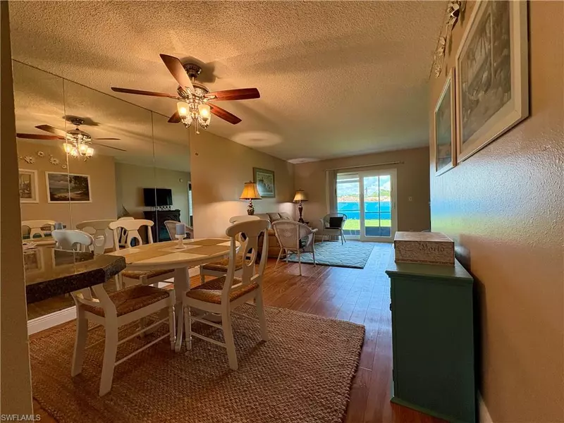 4318 27th CT SW #102, Naples, FL 34116