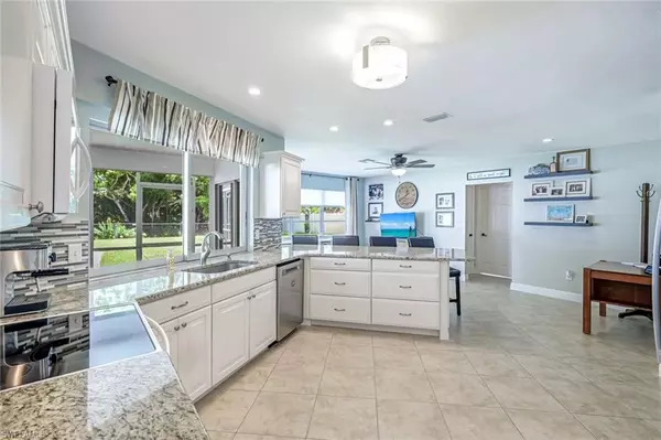 Naples, FL 34110,539 Cypress WAY E