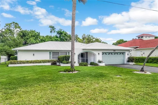 Naples, FL 34110,539 Cypress WAY E