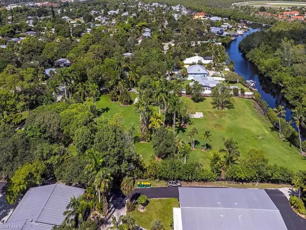 Naples, FL 34104,2505 ESTEY AVE