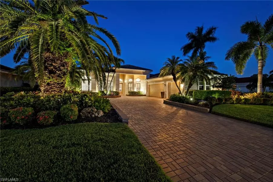 19427 La Serena DR, Estero, FL 33967