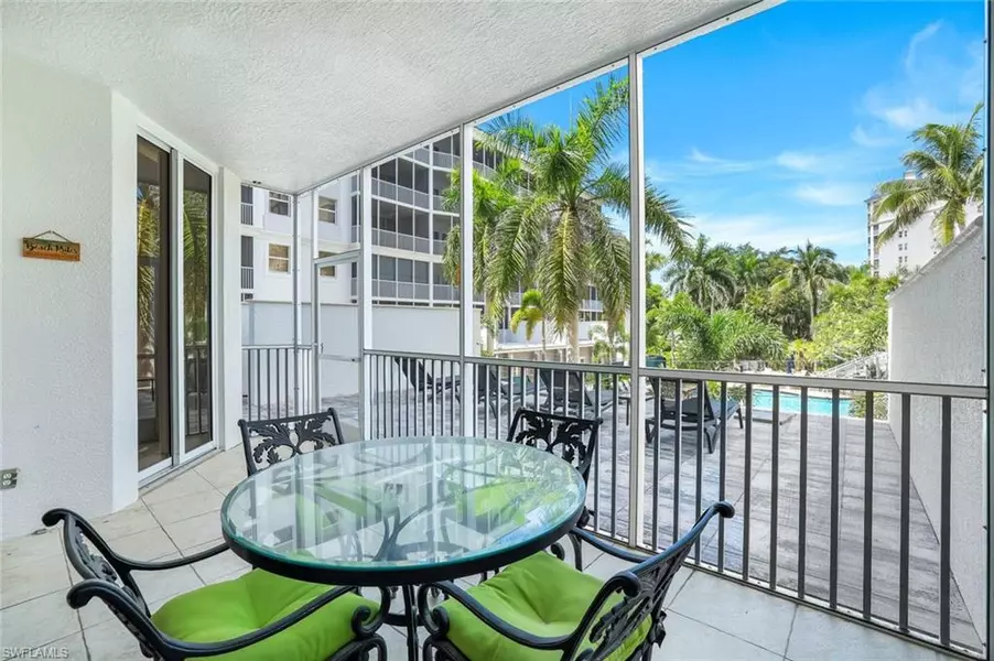 460 Launch CIR #202, Naples, FL 34108