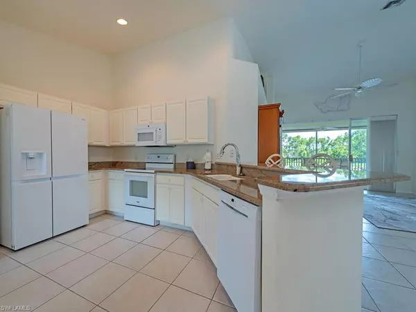 Estero, FL 34135,9351 Spring Run BLVD #3203