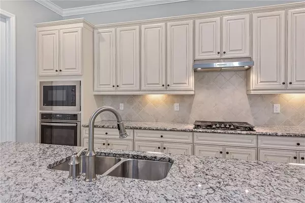 Naples, FL 34114,2846 Aviamar CIR
