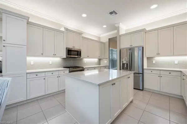 Bonita Springs, FL 34135,28648 Wharton DR