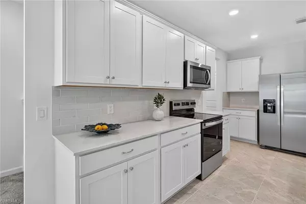 Bonita Springs, FL 34135,27823 Solis Grande DR