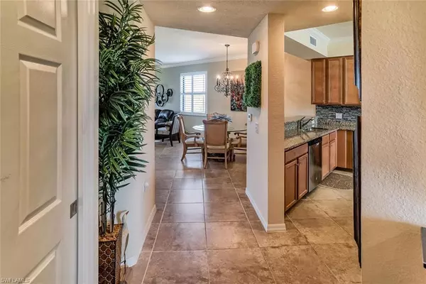 Naples, FL 34113,9719 Acqua CT #228