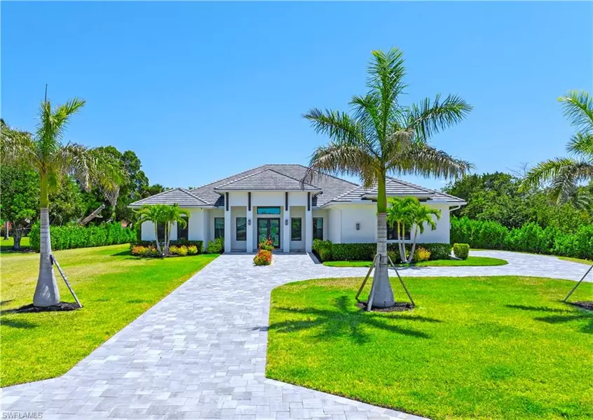 9974 Winterview DR, Naples, FL 34109