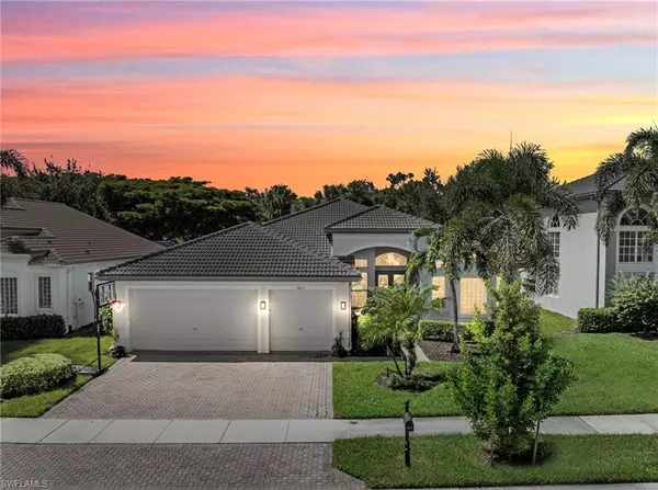 1813 Senegal Date DR, Naples, FL 34119