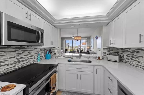 Fort Myers Beach, FL 33931,4411 Bay Beach LN #762